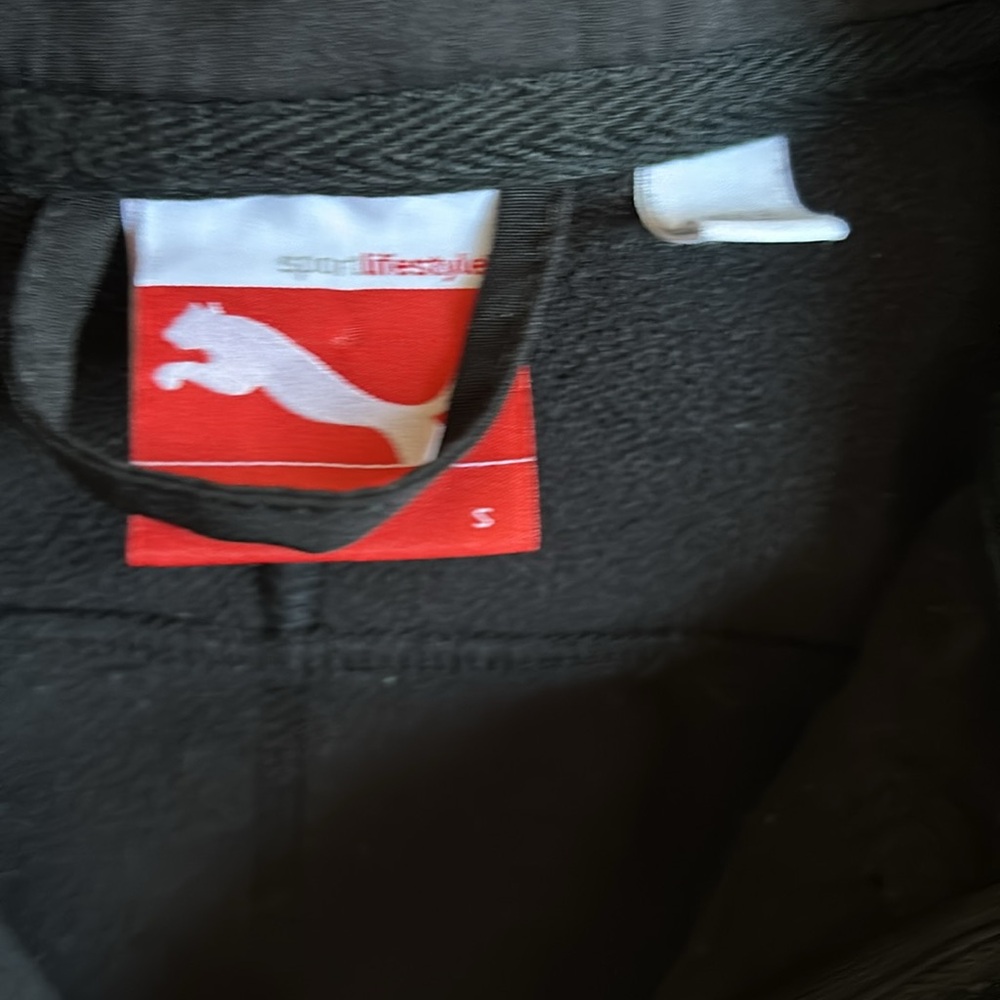 Puma light weight jacket - Picture 3 of 6